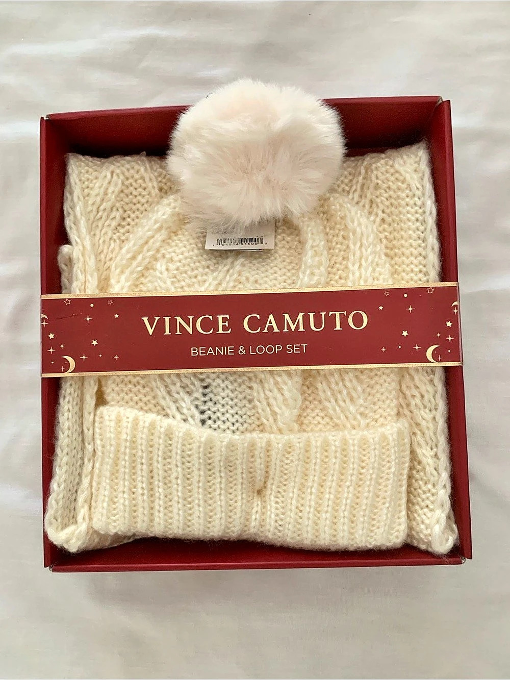 Vince Camuto Beanie & Loop Scarf Gift Set Winter White NWT